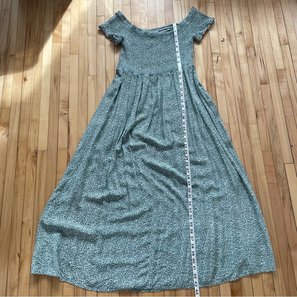 Green Floral Maxi Dress with Side Slit - Picture 4 of 7